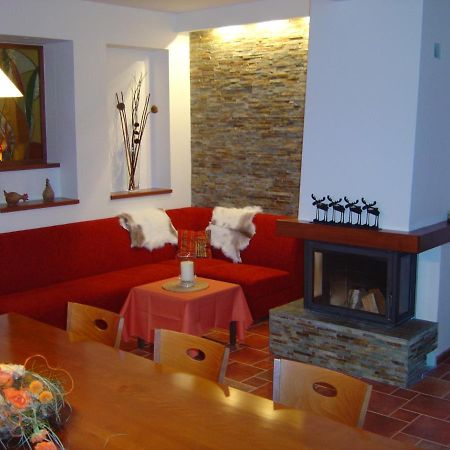 Apartmanovy Dum Bobruvka Экстерьер фото