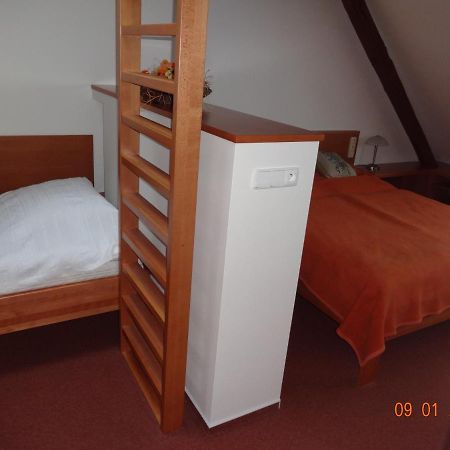 Apartmanovy Dum Bobruvka Экстерьер фото